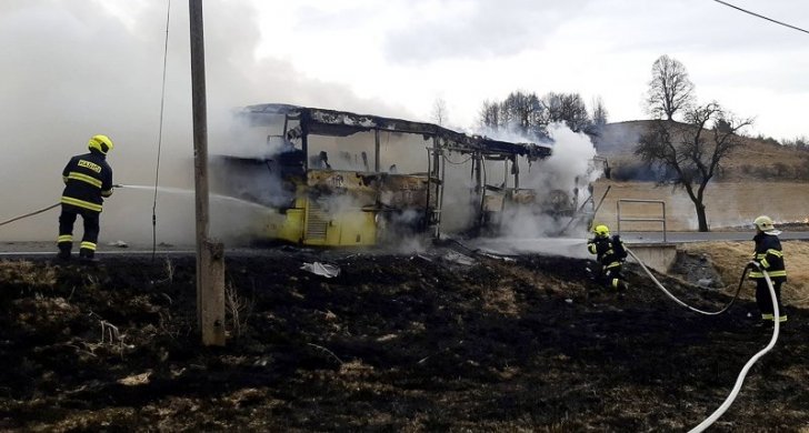 požár_bus_Ne.jpg